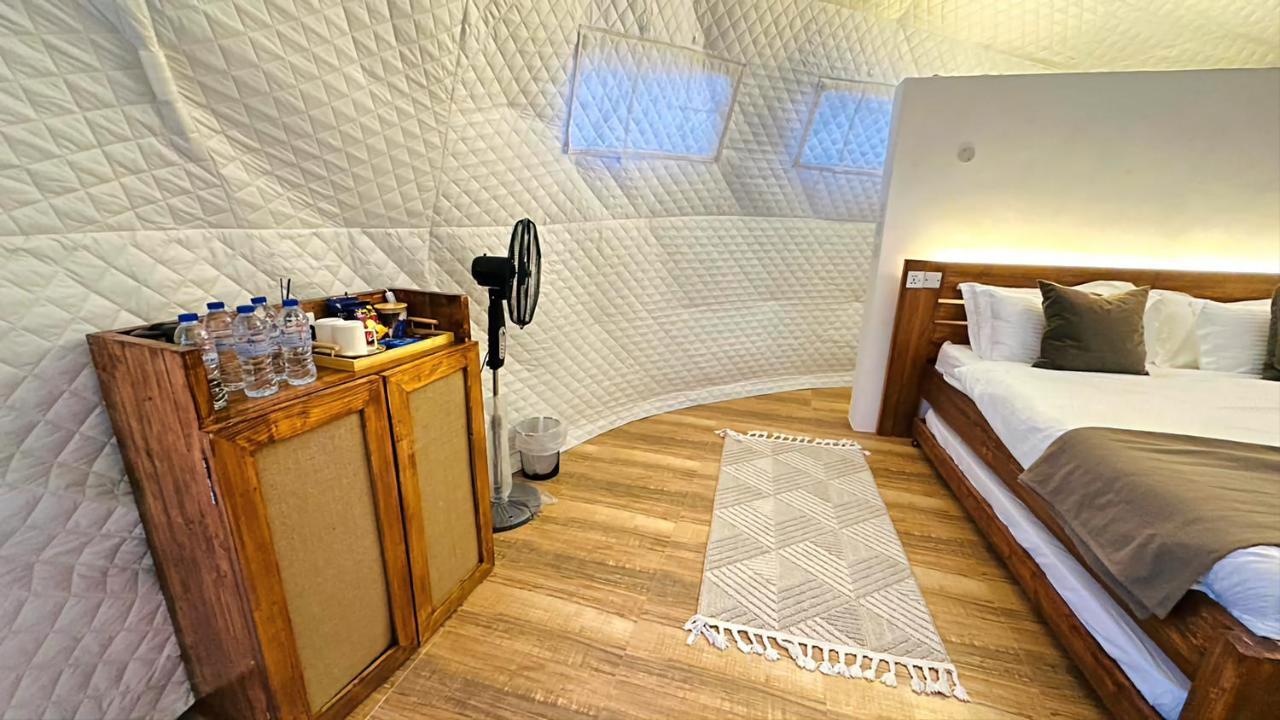 Milky Way Domes Badīyah Quarto foto
